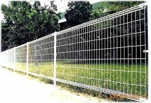 广西鑫荣筛网 供应优质护栏网，守护北海、防城港、百色安全与美观