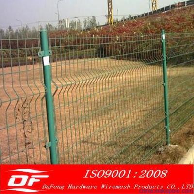供应达丰002耐腐蚀易安装双边丝护栏网——优质护栏解决方案